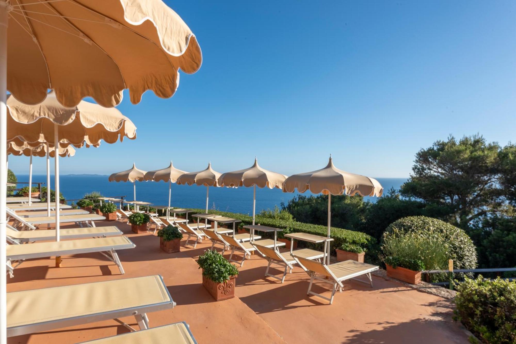 Boutique Hotel Torre Di Cala Piccola Porto Santo Stefano  Exterior foto